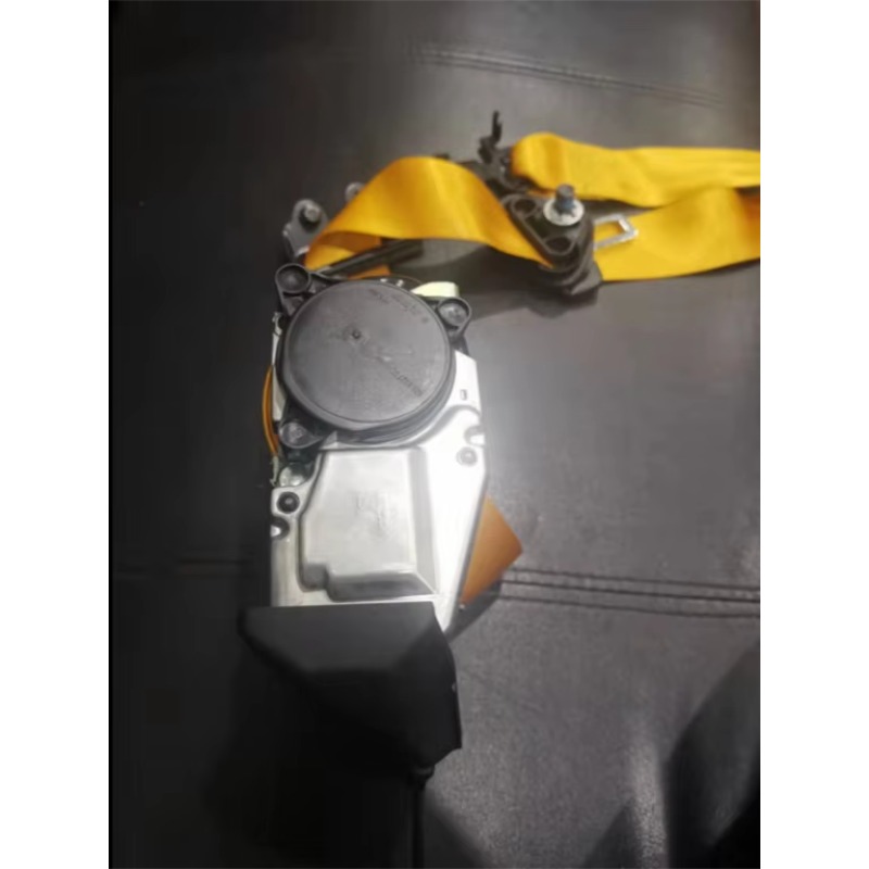 Auto Safety Belt 32131500 Body - огляд і ціна Volvo Car Accessories Xc60