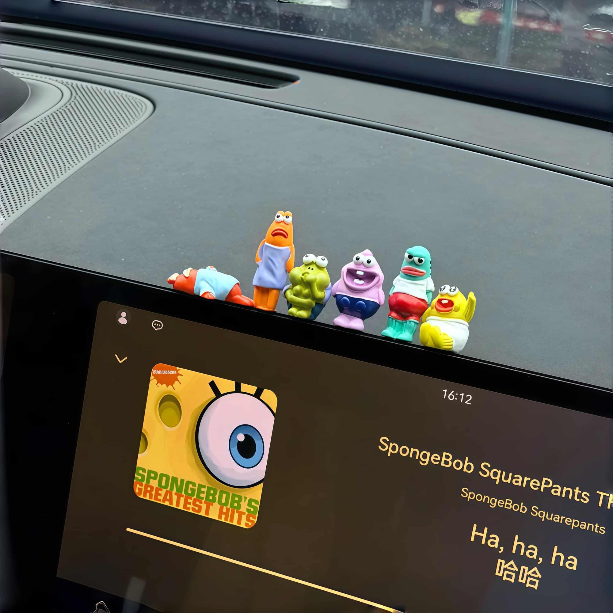 SpongeBob Figurine Ornament Cu - огляд і ціна Car Accessories Girly